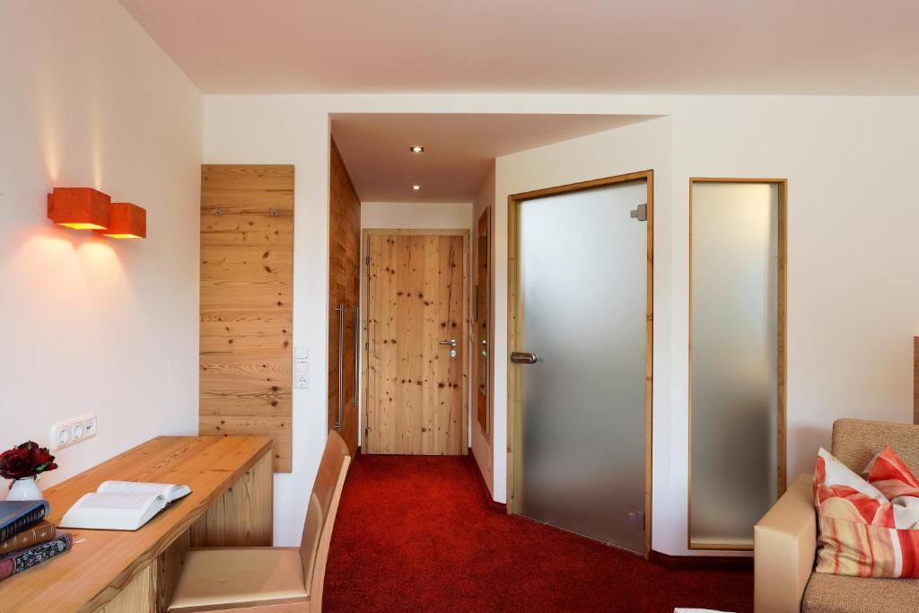Hotel Flatscher Stuhlfelden Pokoj fotografie